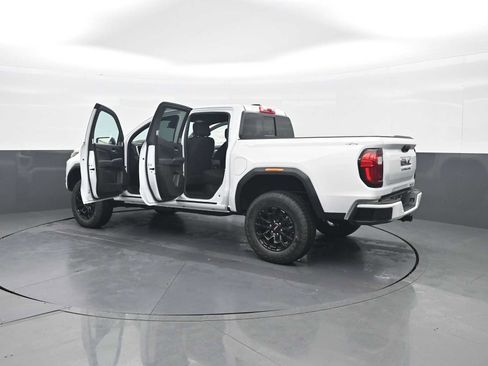 New 2026 GMC Canyon Elevation image 45