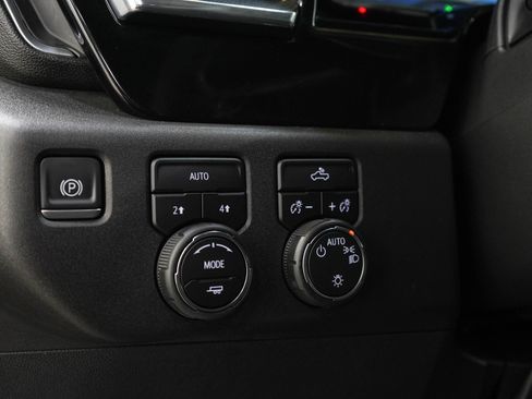 Used 2023 Chevrolet Silverado 1500 LT AWD/4WD image 26