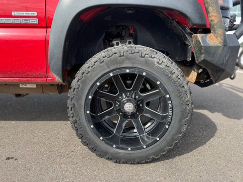 Used 2007 GMC Sierra 2500 SLE w/ Heavy-Duty Power Package image 50