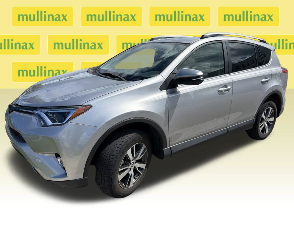Used 2017 Toyota RAV4 XLE FWD image 13