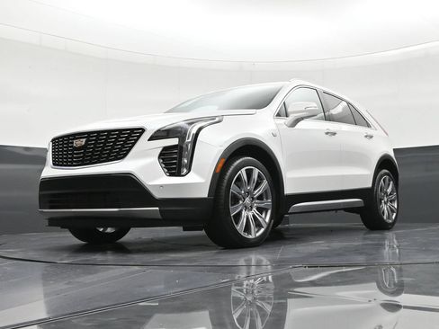 Used 2023 Cadillac XT4 Premium Luxury w/ Driver Assist Package FWD image 21