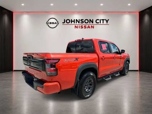 Used 2025 Nissan Frontier Pro-X RWD image 5
