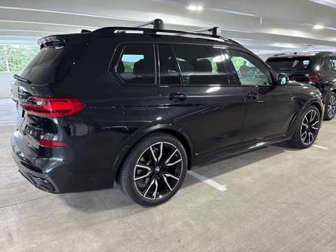 Used 2022 BMW X7 xDrive40i w/ M Sport Package AWD/4WD image 4