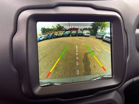 Certified 2021 Jeep Renegade Limited w/ Sun & Sound Group image 34