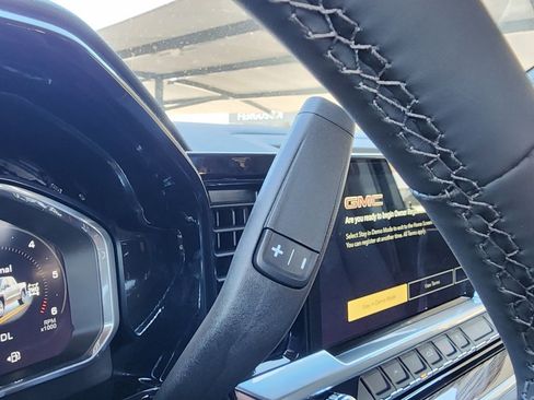 New 2026 GMC Sierra 1500 Elevation image 24