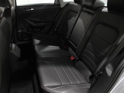 Certified 2023 Volkswagen Jetta SE image 17