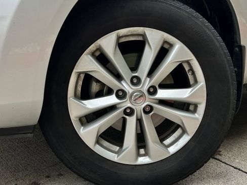 Used 2015 Nissan Rogue S w/ Convenience Package image 11