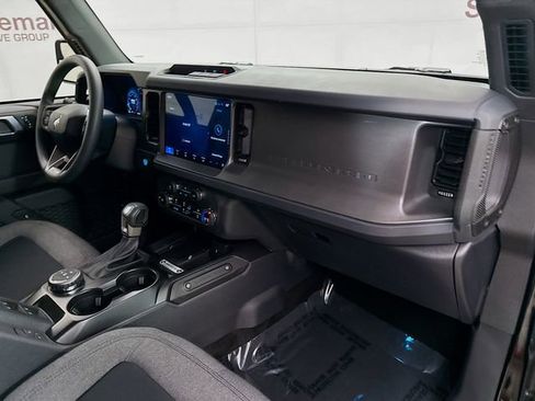 Used 2025 Ford Bronco 4-Door AWD/4WD image 27