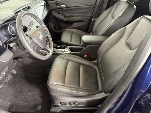 Certified 2022 Buick Encore GX Essence w/ Experience Buick Package image 7