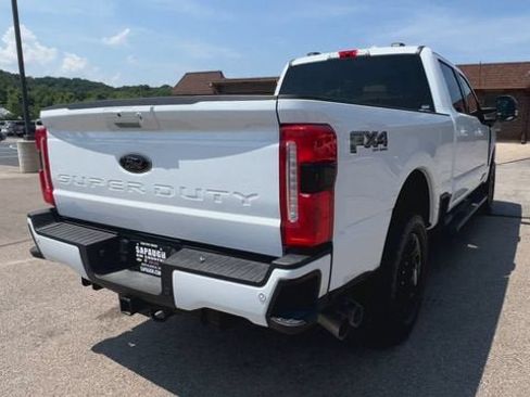 Used 2025 Ford F250 Lariat w/ Black Appearance Package AWD/4WD image 8