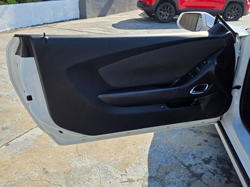 Used 2015 Chevrolet Camaro LT image 17