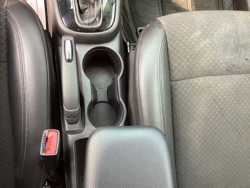 Used 2020 Buick Encore Preferred image 27