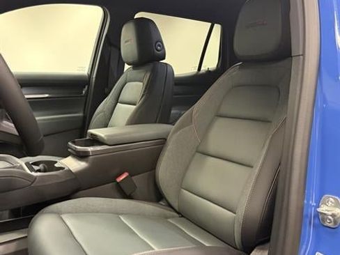 New 2026 GMC Terrain AT4 w/ Convenience Package III AWD/4WD image 24