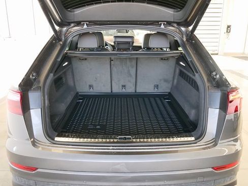 New 2026 Audi Q8 Premium image 13