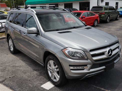Used 2015 Mercedes-Benz GL 450 4MATIC image 18