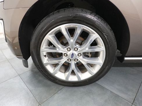 Used 2019 Ford Expedition Platinum image 30