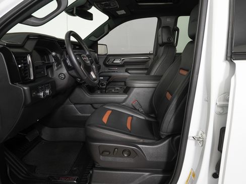 Used 2023 GMC Sierra 1500 AT4 w/ AT4 Premium Package image 14