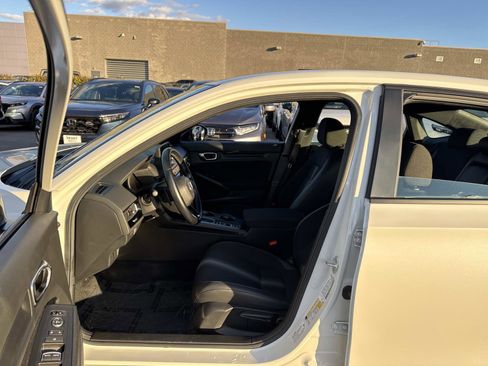 Used 2025 Honda Civic Sport image 19