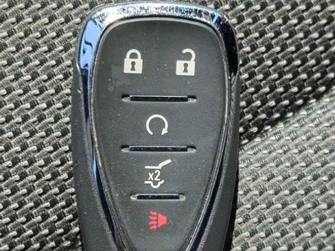 Used 2023 Chevrolet Traverse LT w/ LPO, Floor Liner Package AWD/4WD image 27