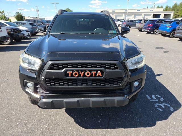 Used 2016 Toyota Tacoma TRD Off-Road AWD/4WD image 21