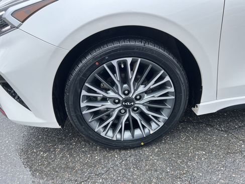 Used 2023 Kia Forte GT-Line w/ GT-Line Technology Package image 12