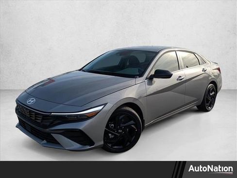 New 2026 Hyundai Elantra SEL Sport Premium image 1