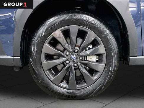 Certified 2025 Subaru Outback Onyx Edition AWD/4WD image 11