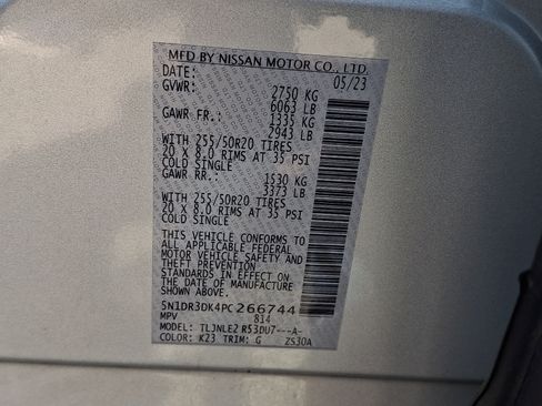 Used 2023 Nissan Pathfinder Platinum AWD/4WD image 32
