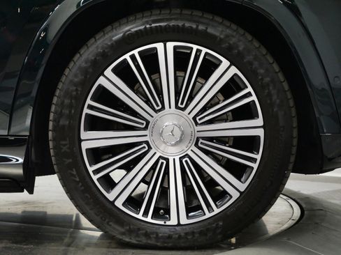 Used 2022 Mercedes-Benz Maybach GLS 600 4MATIC image 48