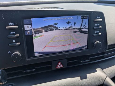 Certified 2025 Hyundai Elantra Sport image 22