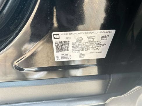 Used 2024 Chevrolet Equinox RS FWD image 37