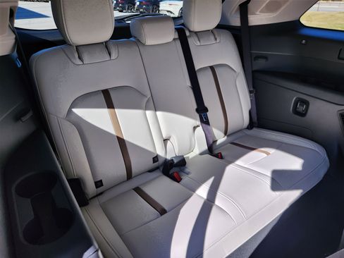 Certified 2024 MAZDA CX-90 Plug-In Hybrid w/ Premium Plus image 17