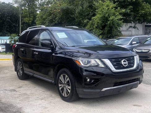 Used 2017 Nissan Pathfinder SL w/ SL Premium Package FWD image 8