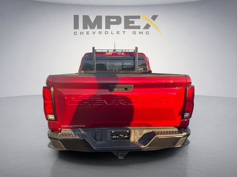 Used 2024 Chevrolet Colorado Z71 w/ Advanced Trailering Package AWD/4WD image 4