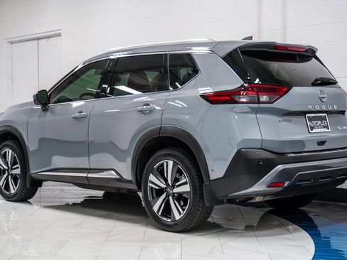 Used 2022 Nissan Rogue SL w/ SL Premium Package image 7