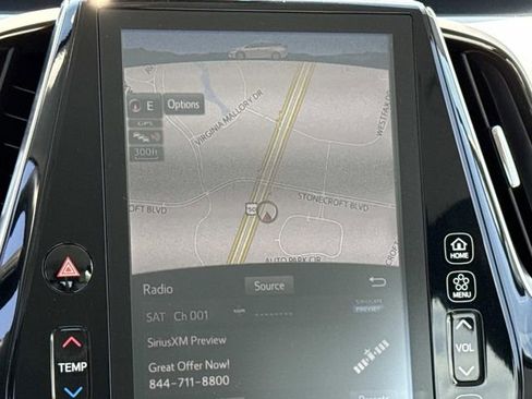 Used 2020 Toyota Prius Prime XLE w/ Carpet Mat Package FWD image 19