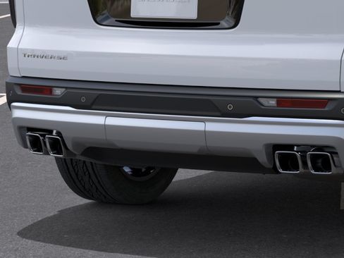 New 2026 Chevrolet Traverse LT FWD image 14
