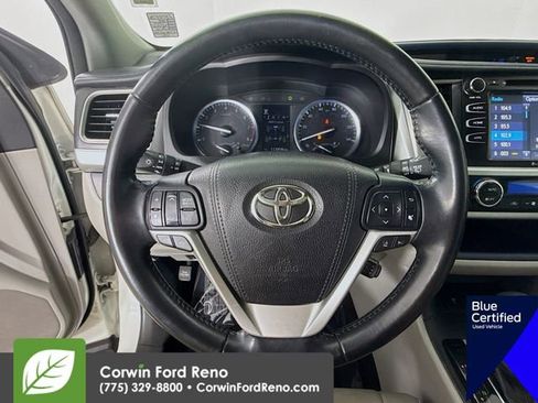 Used 2018 Toyota Highlander XLE w/ Protection Package #3 AWD/4WD image 15