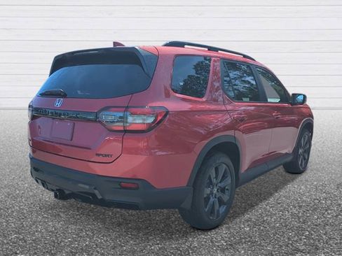 New 2026 Honda Pilot Sport image 5