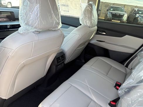 New 2026 Nissan Murano SL w/ Cargo Package AWD/4WD image 24