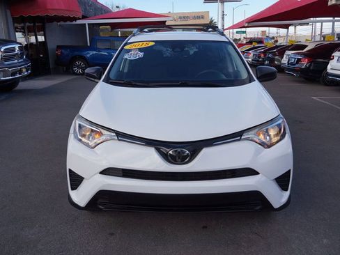 Used 2018 Toyota RAV4 LE image 11