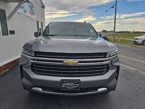 Used 2022 Chevrolet Suburban LT image 10