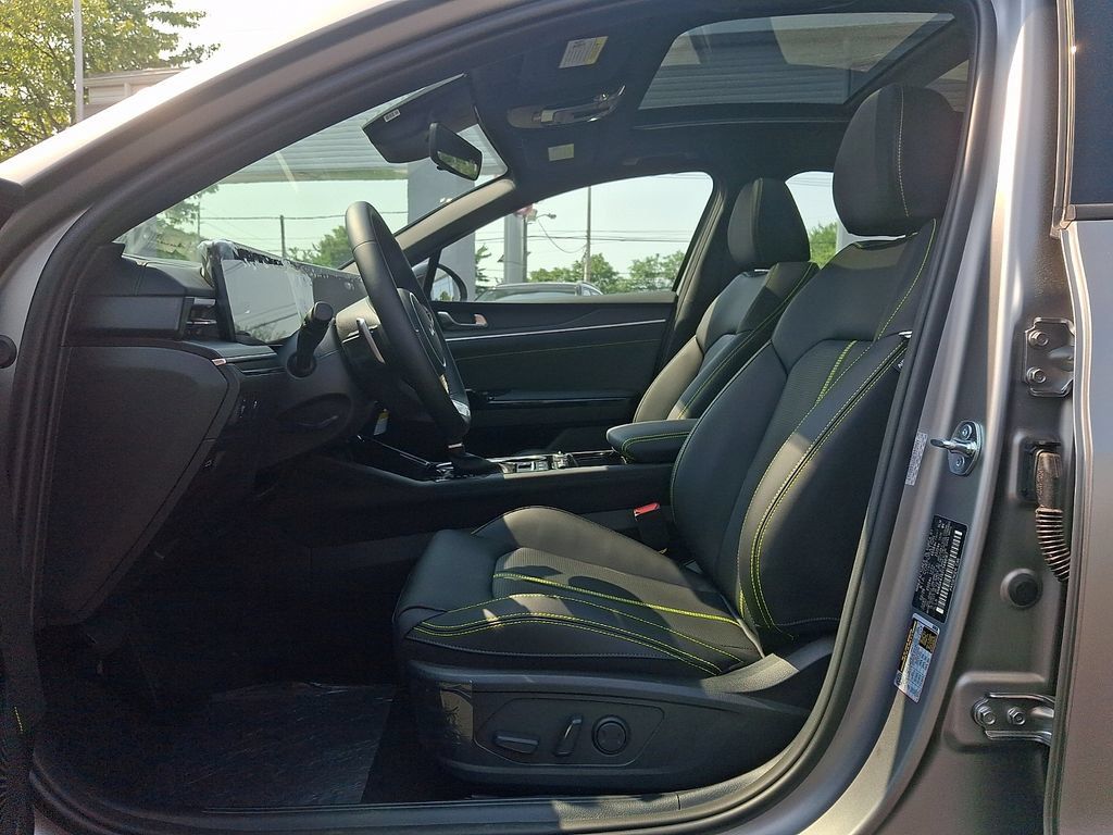 New 2026 Kia K5 GT FWD image 11