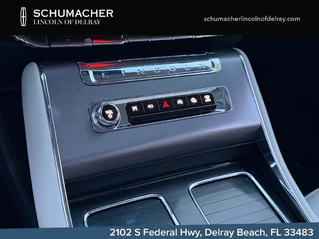New 2027 Lincoln Aviator 2WD image 18