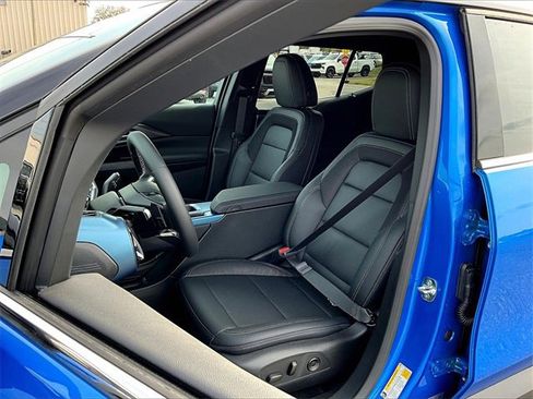 New 2026 Chevrolet Equinox EV LT image 7