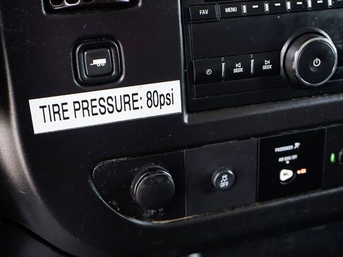 Used 2019 Chevrolet Express 4500 w/ Power Convenience Package RWD image 30