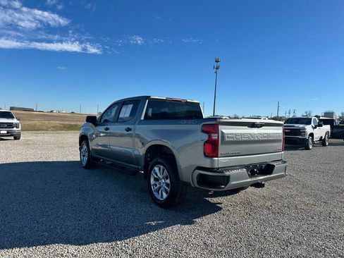 Used 2023 Chevrolet Silverado 1500 Custom image 6