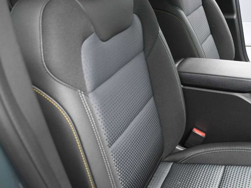 New 2026 Chevrolet Trax LT image 16