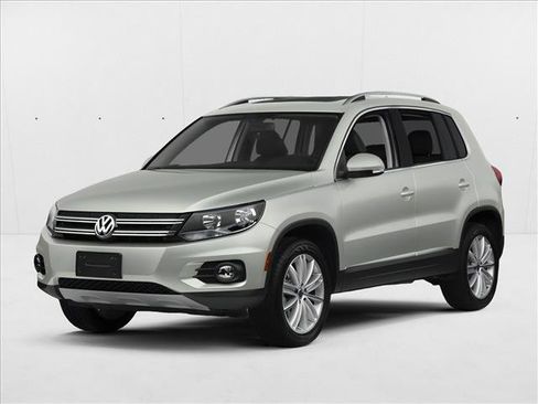 Used 2013 Volkswagen Tiguan S image 1