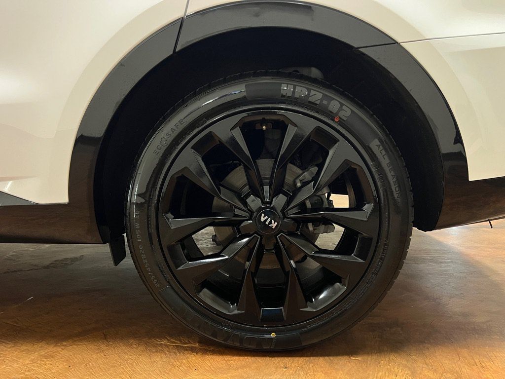 Used 2021 Kia Sorento SX FWD image 12